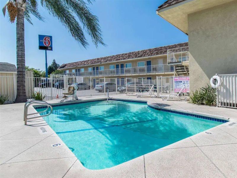 Motel 6 Ontario Airport 외부 사진