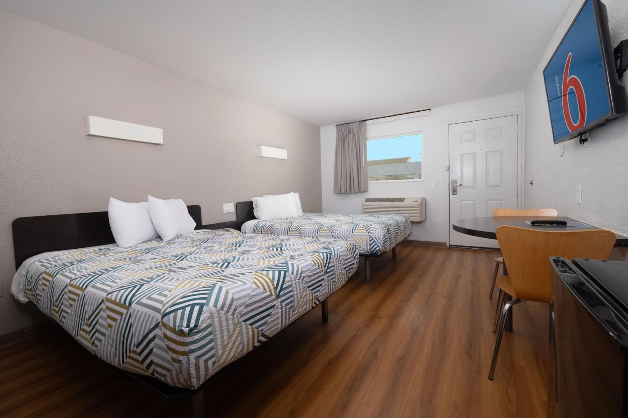 Motel 6 Ontario Airport 외부 사진