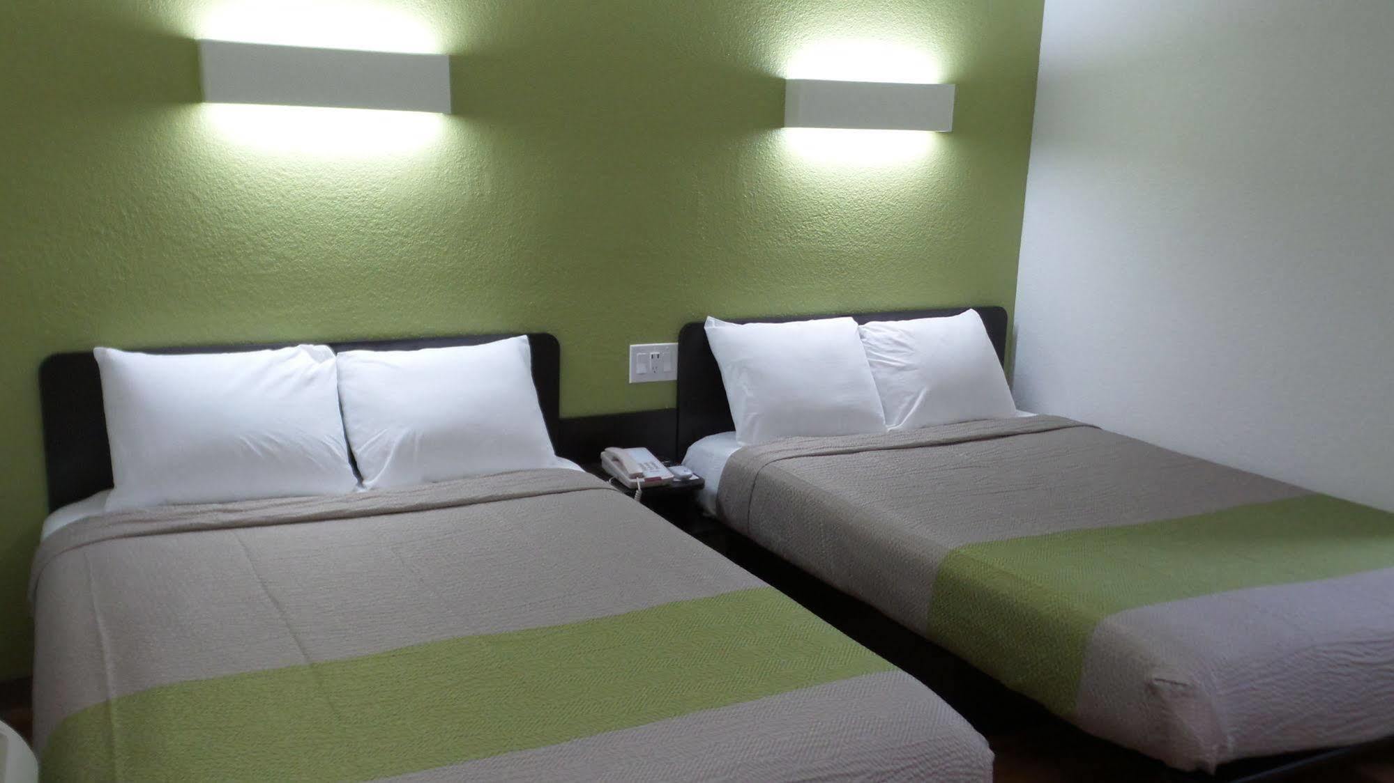 Motel 6 Ontario Airport 외부 사진