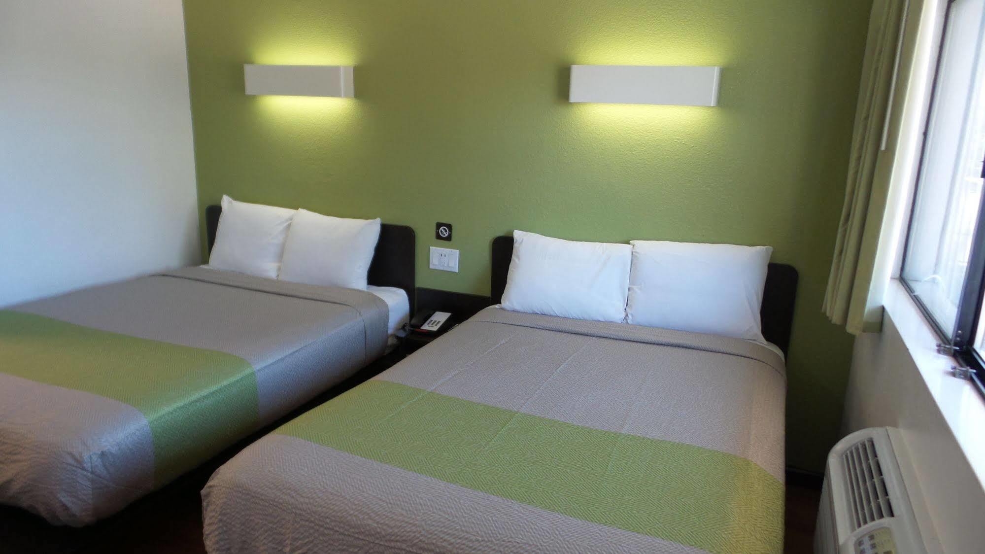 Motel 6 Ontario Airport 외부 사진