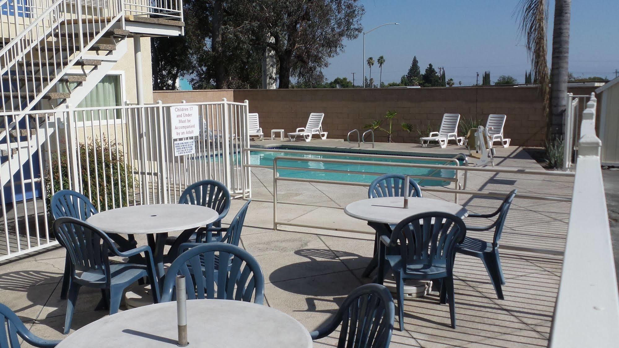 Motel 6 Ontario Airport 외부 사진